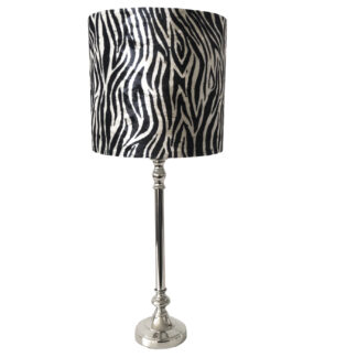 Tischlampe Zebra Motiv schwarz weiß silber Lampenfuß silber Metall Lampenschirm Zebra Muster schwarz weiß Colmore, Carina Lampenfuß silber Light & Living klein