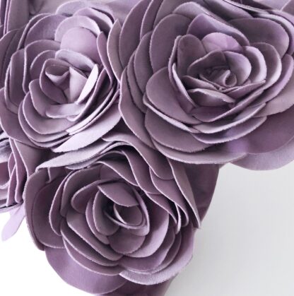 Kissen Samtkissen Kissenhülle Samt Floral pad concept lilac Flieder rosa Ton 30x50 cm von pad concept